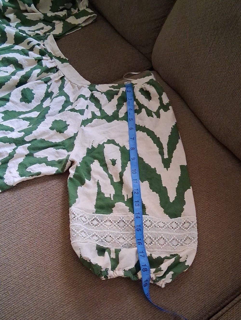 Rachel Zoe Green and White Off-the-Shoulder Printed Top - Picture 5 of 7